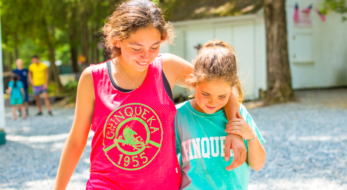 chinqueka campers walking